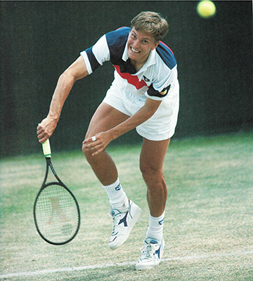 Dan-Wimbledon-1989_web5x5.5in Dan Goldie (USA)  tennis string tension